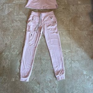 Jaanuu scrubs! Rarely worn great condition